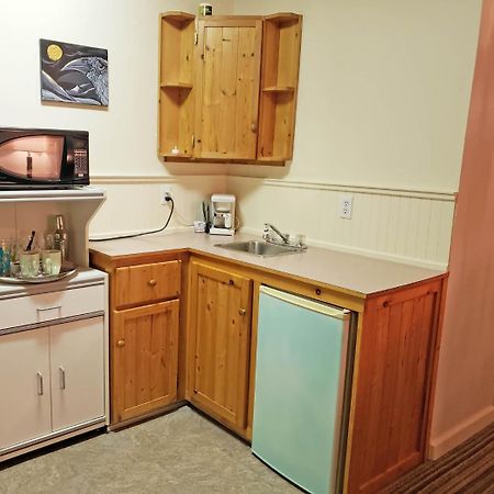 Reno Motel Салмо Экстерьер фото