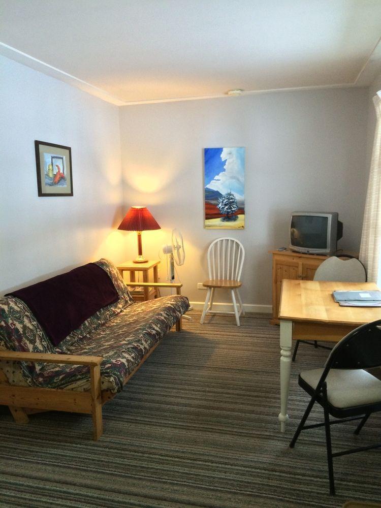 Reno Motel Салмо Экстерьер фото